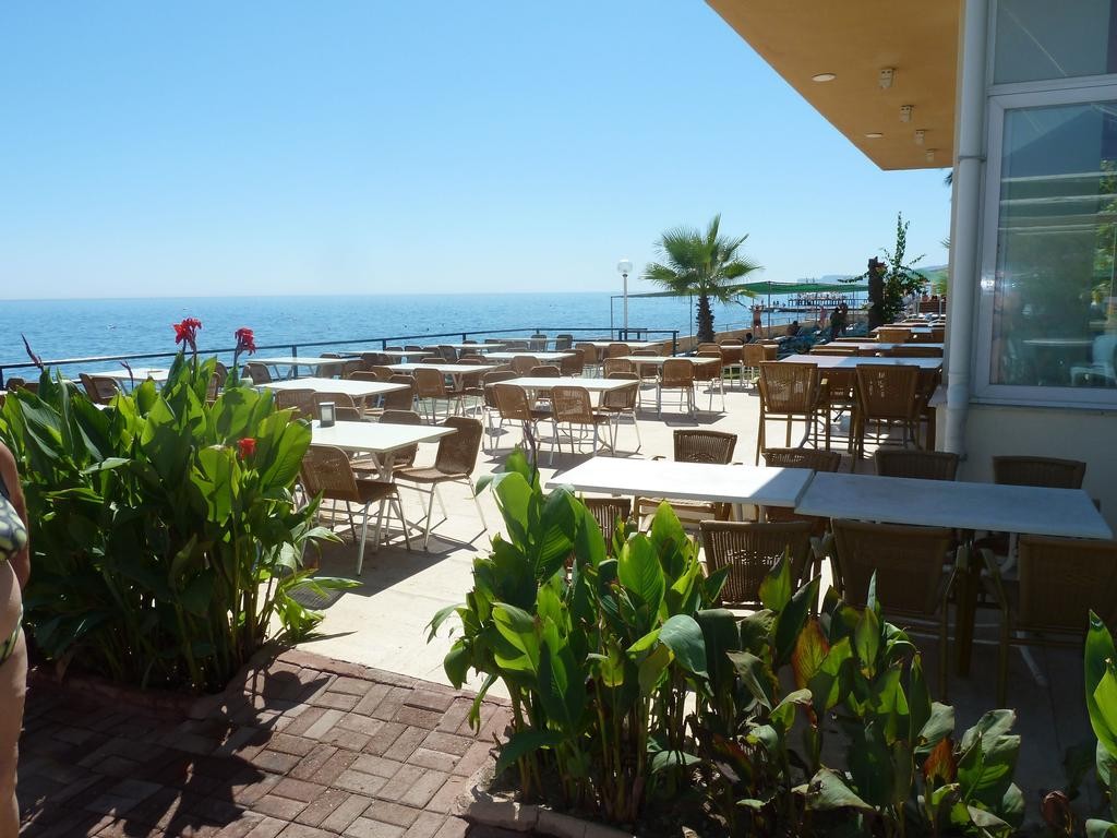 Club Hotel Rama 4* — изображение 4